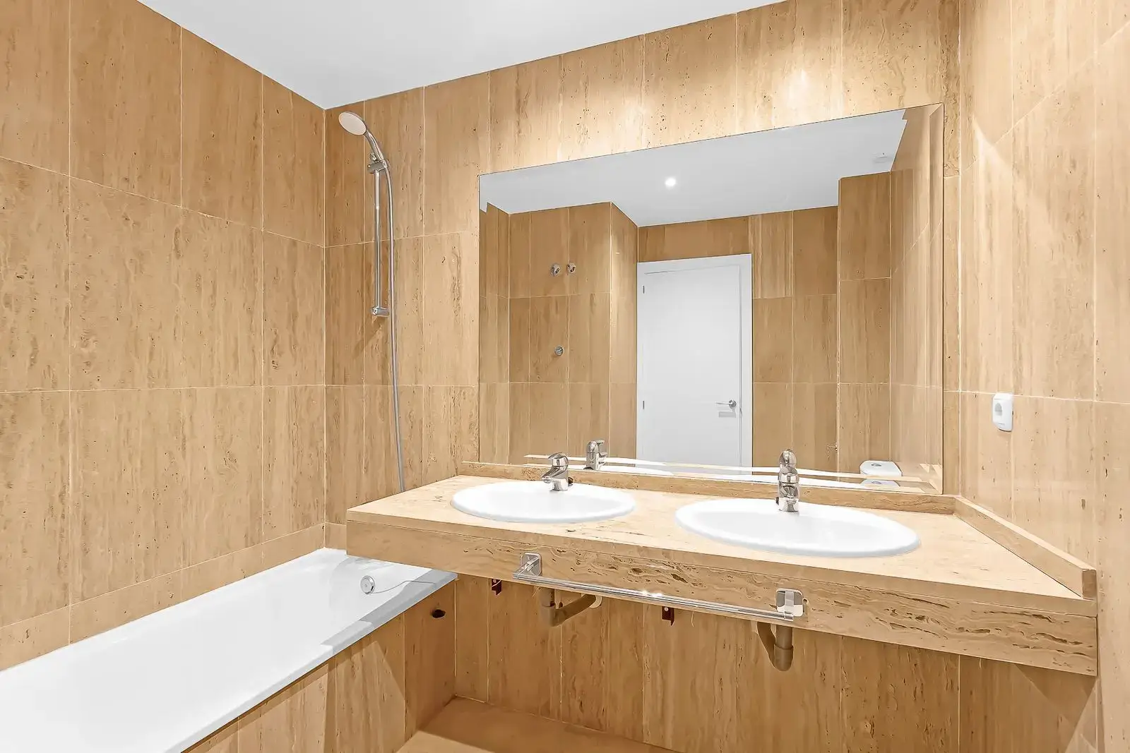 property_gallery_img_8056