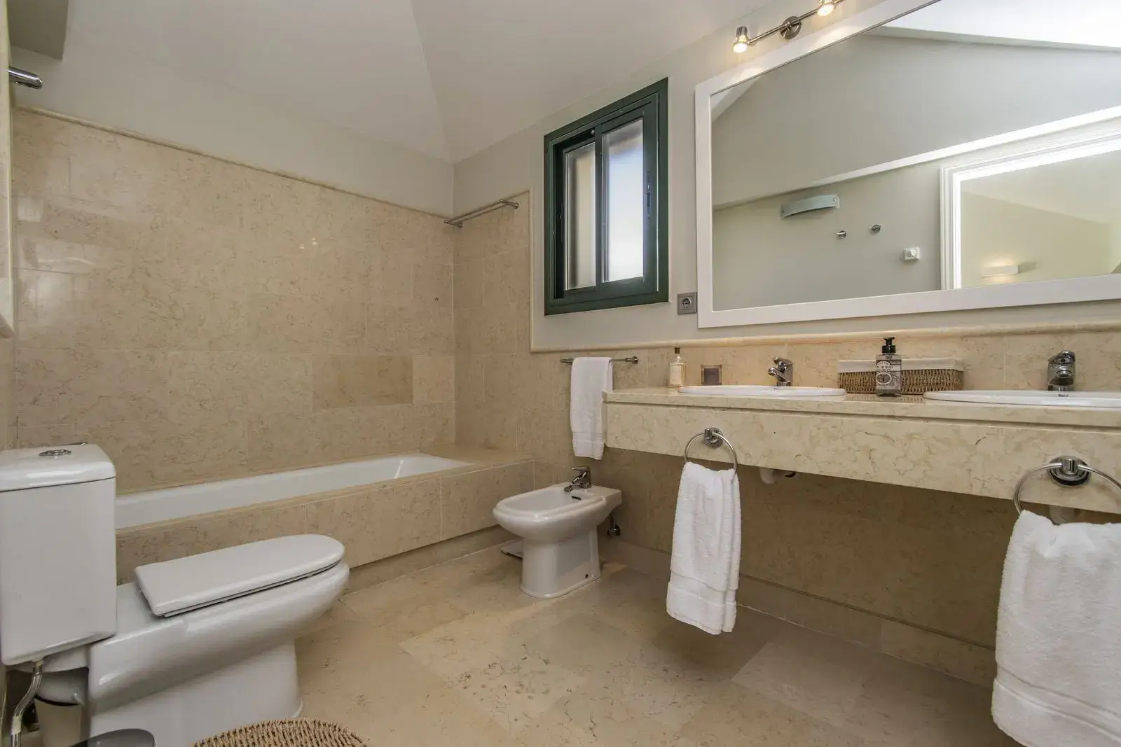 property_gallery_img_9967