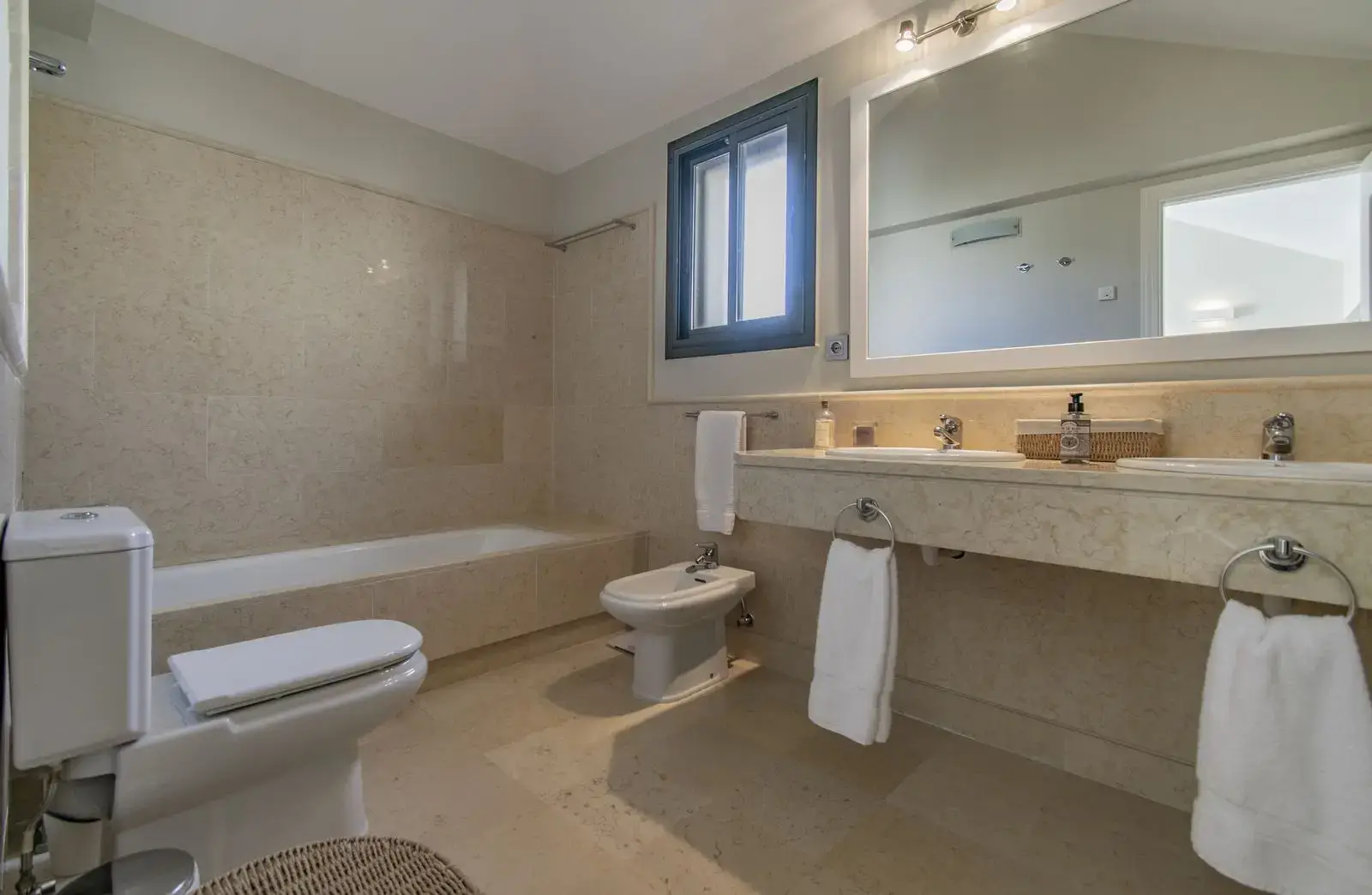 property_gallery_img_9989