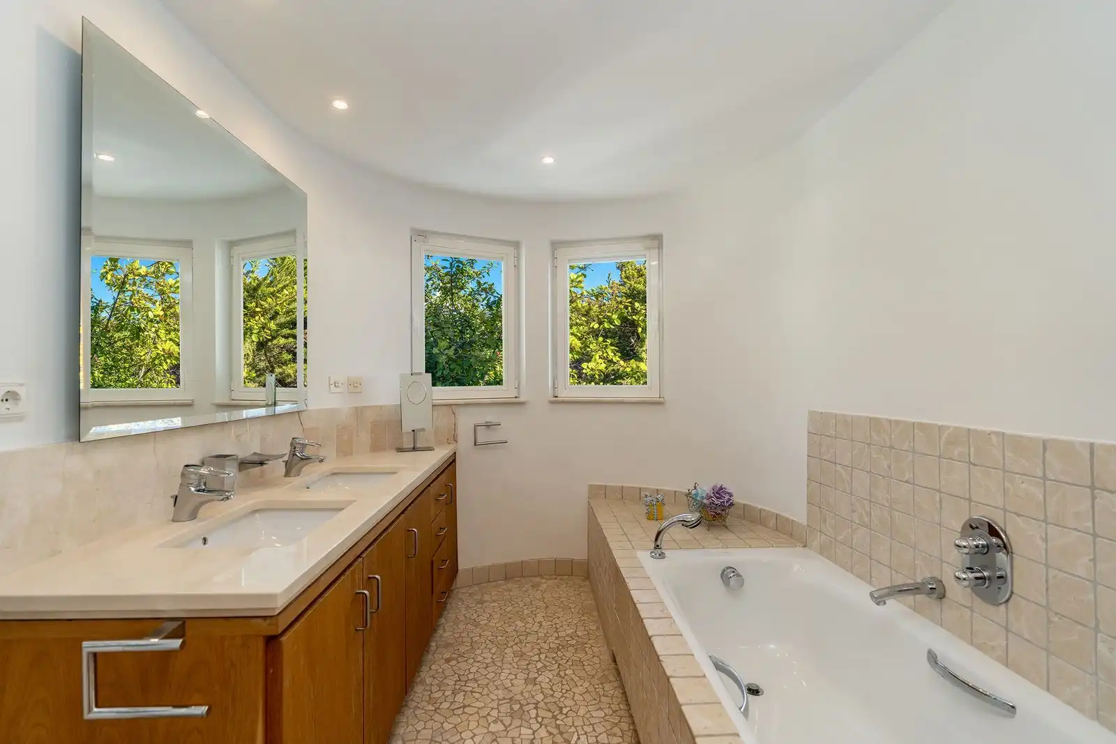 property_gallery_img_68202