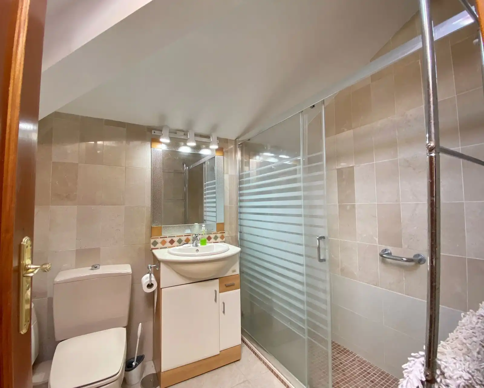 property_gallery_img_73023
