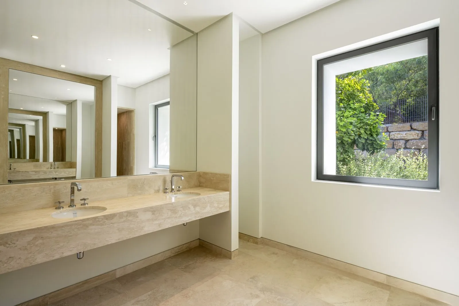 property_gallery_img_74220